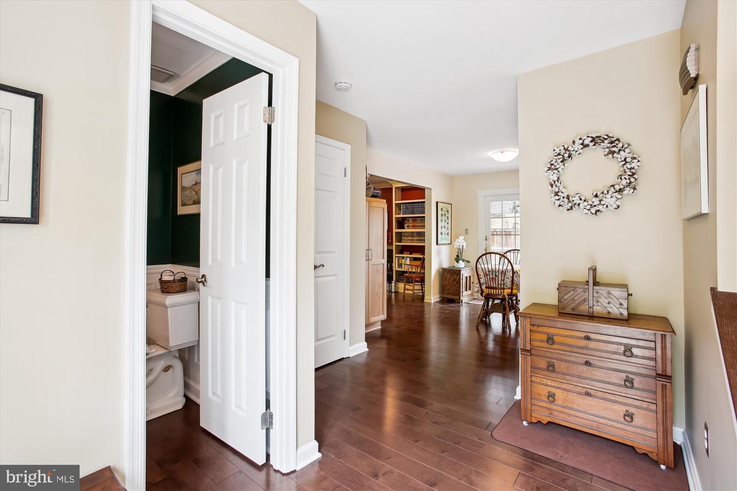 3030 STEVEN MARTIN DR, FAIRFAX, Virginia 22031, 3 Bedrooms Bedrooms, ,2 BathroomsBathrooms,Residential,For sale,3030 STEVEN MARTIN DR,VAFX2246260 MLS # VAFX2246260