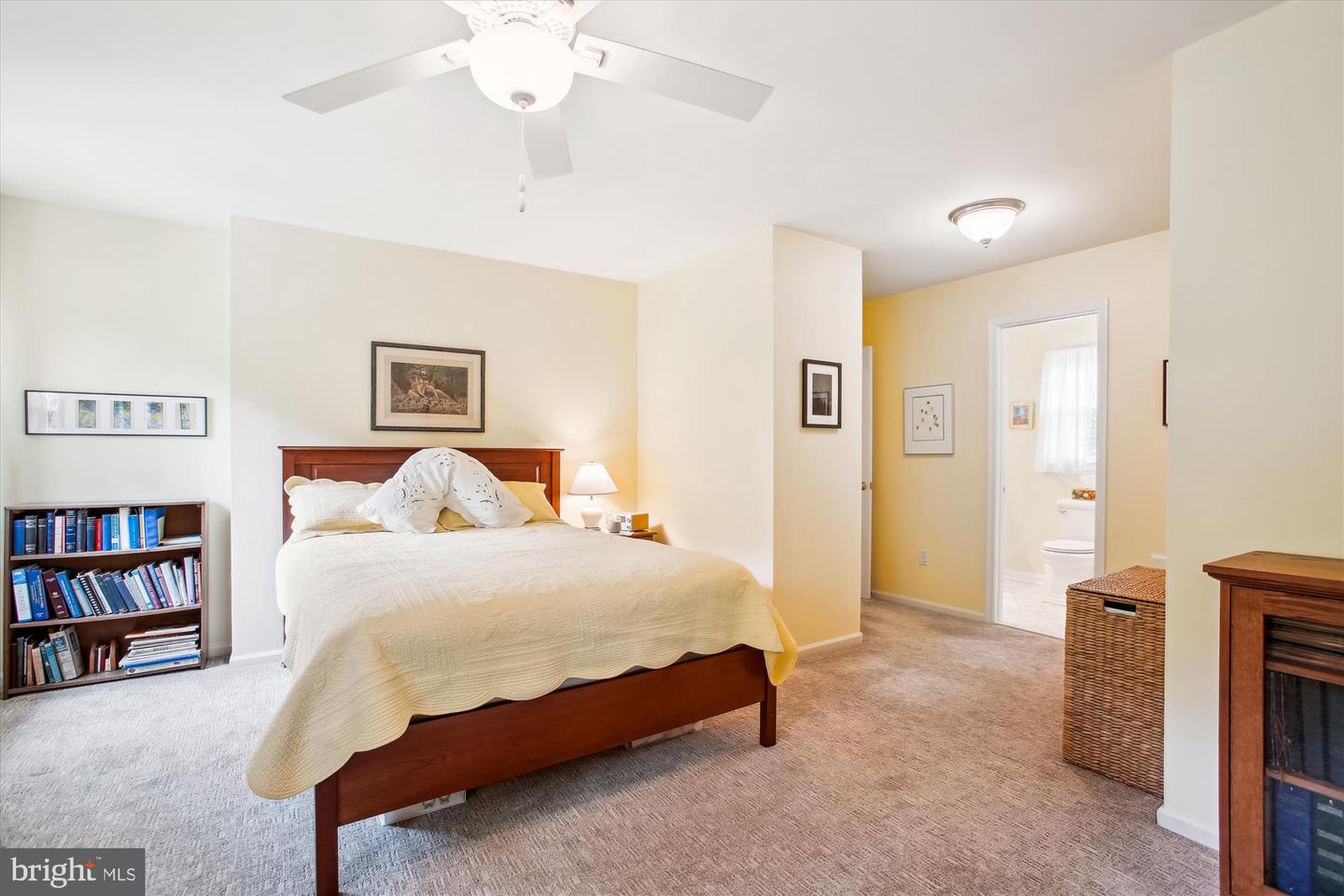 3030 STEVEN MARTIN DR, FAIRFAX, Virginia 22031, 3 Bedrooms Bedrooms, ,2 BathroomsBathrooms,Residential,For sale,3030 STEVEN MARTIN DR,VAFX2246260 MLS # VAFX2246260