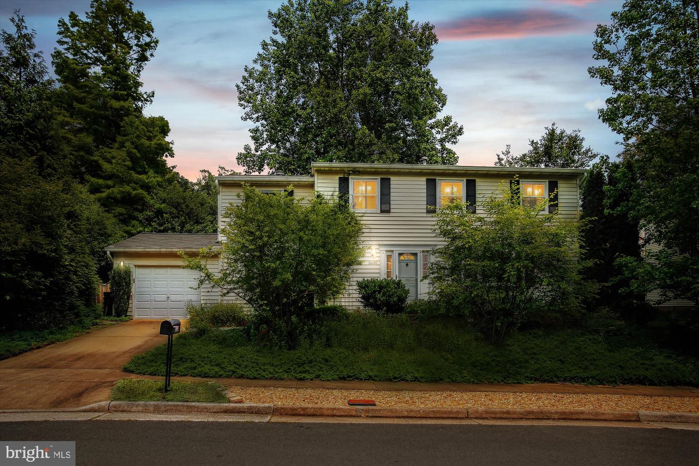 3030 STEVEN MARTIN DR, FAIRFAX, Virginia 22031, 3 Bedrooms Bedrooms, ,2 BathroomsBathrooms,Residential,For sale,3030 STEVEN MARTIN DR,VAFX2246260 MLS # VAFX2246260