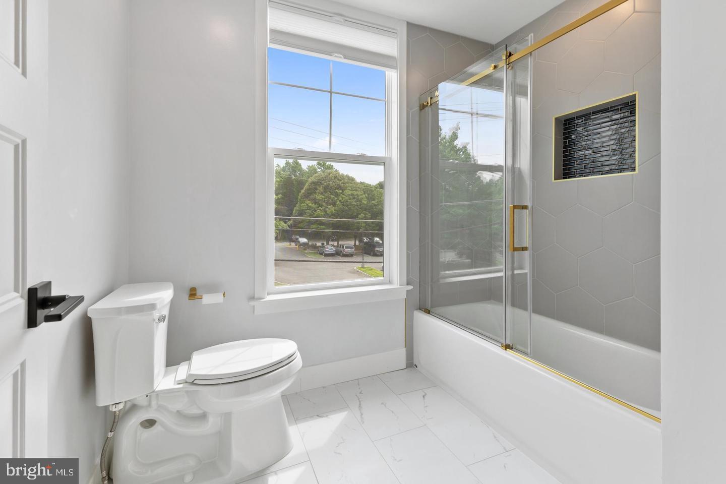 4222 LAMARRE DR, FAIRFAX, Virginia 22030, 7 Bedrooms Bedrooms, ,6 BathroomsBathrooms,Residential,For sale,4222 LAMARRE DR,VAFX2246348 MLS # VAFX2246348