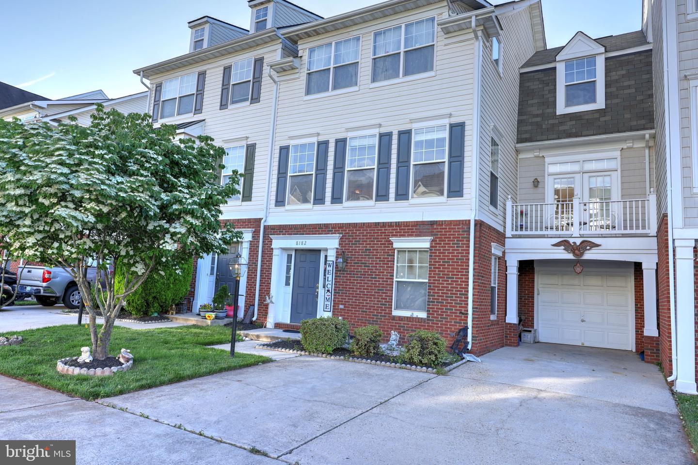 8182 COBBLE POND WAY, MANASSAS, Virginia 20111, 4 Bedrooms Bedrooms, ,3 BathroomsBathrooms,Residential,For sale,8182 COBBLE POND WAY,VAPW2096622 MLS # VAPW2096622