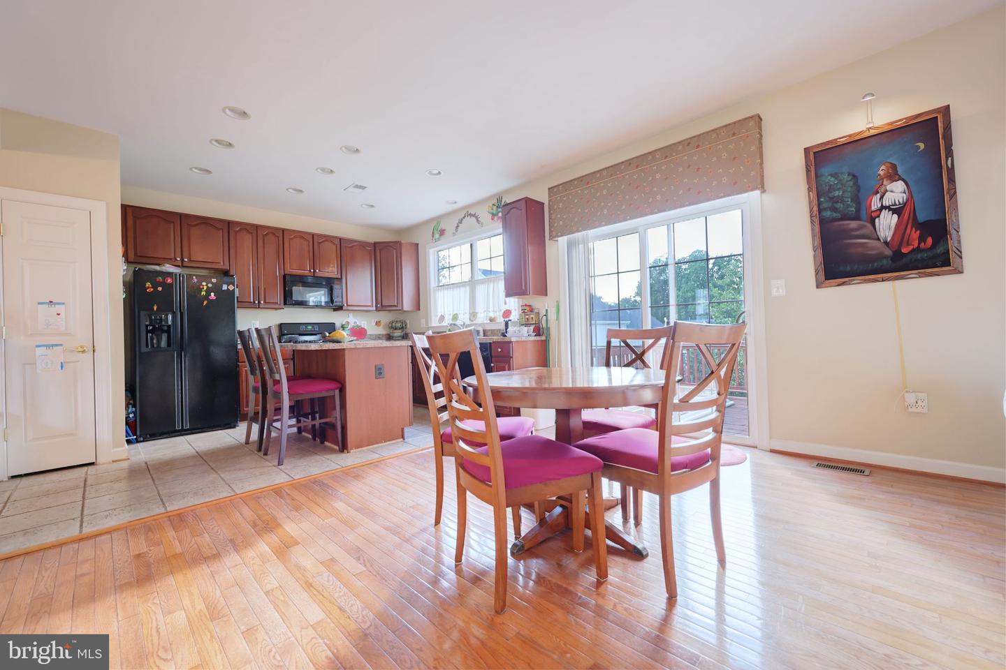 8182 COBBLE POND WAY, MANASSAS, Virginia 20111, 4 Bedrooms Bedrooms, ,3 BathroomsBathrooms,Residential,For sale,8182 COBBLE POND WAY,VAPW2096622 MLS # VAPW2096622