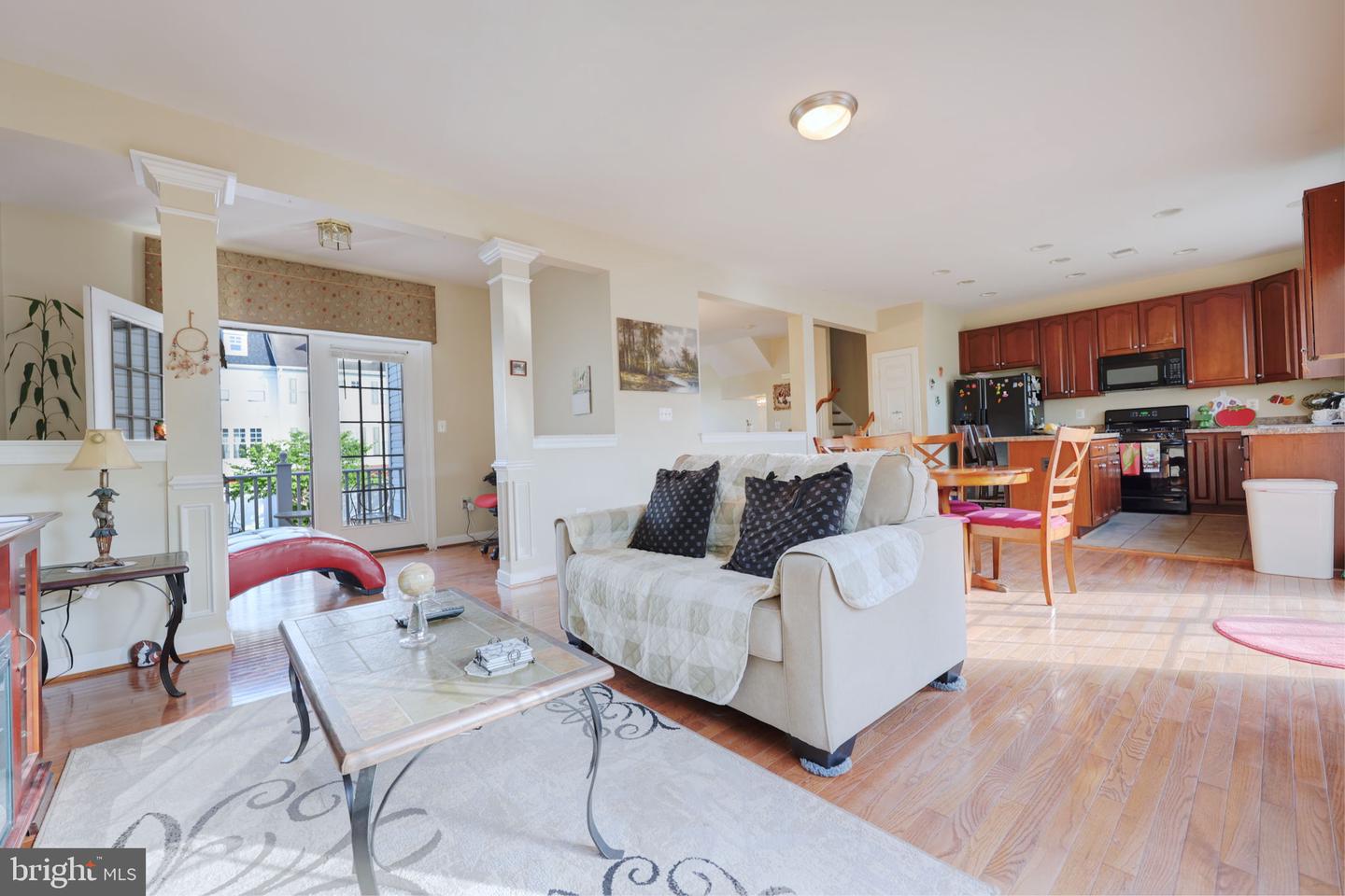 8182 COBBLE POND WAY, MANASSAS, Virginia 20111, 4 Bedrooms Bedrooms, ,3 BathroomsBathrooms,Residential,For sale,8182 COBBLE POND WAY,VAPW2096622 MLS # VAPW2096622