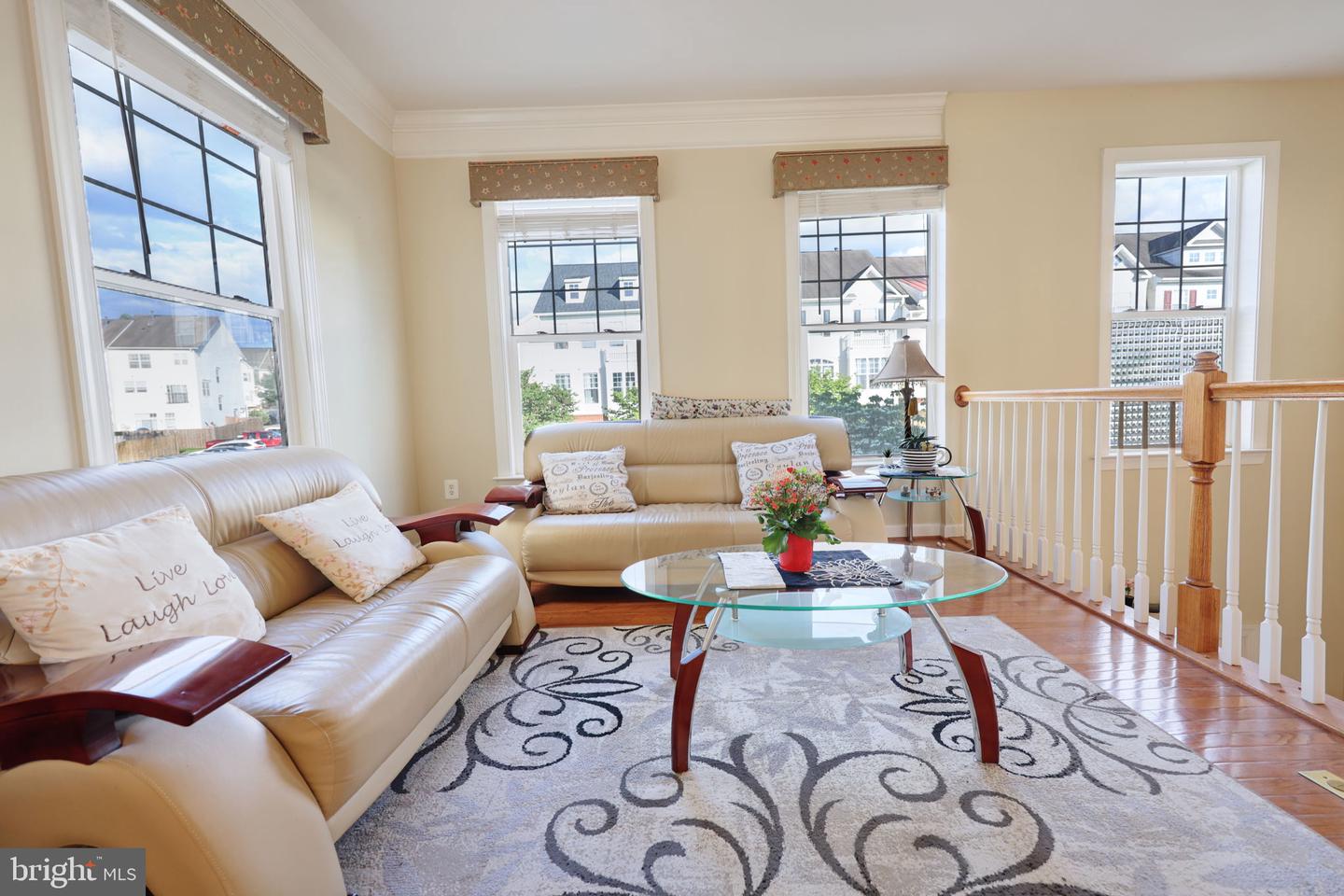 8182 COBBLE POND WAY, MANASSAS, Virginia 20111, 4 Bedrooms Bedrooms, ,3 BathroomsBathrooms,Residential,For sale,8182 COBBLE POND WAY,VAPW2096622 MLS # VAPW2096622