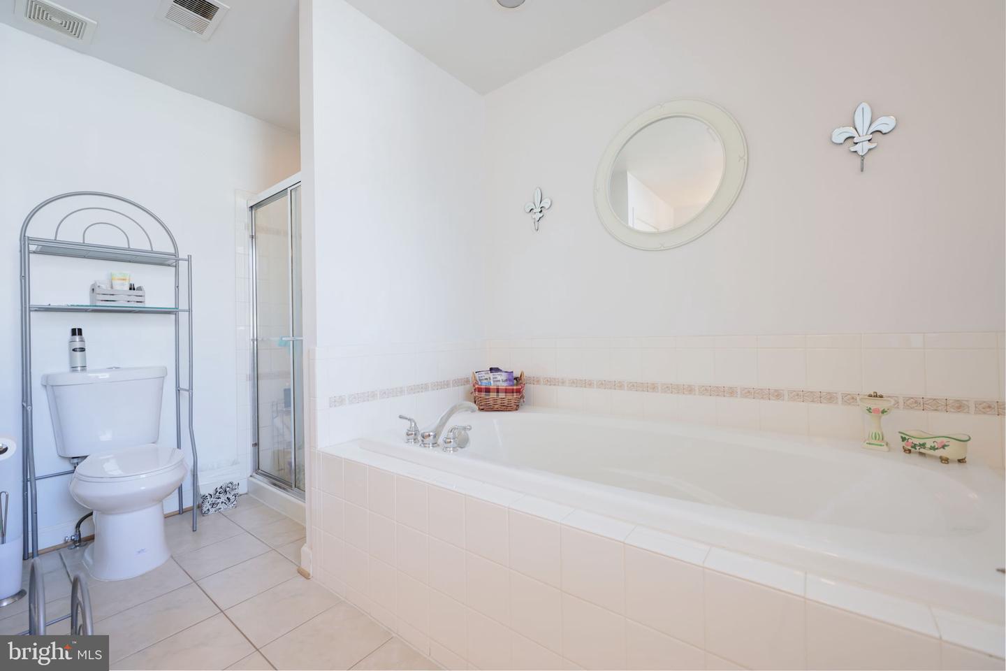 8182 COBBLE POND WAY, MANASSAS, Virginia 20111, 4 Bedrooms Bedrooms, ,3 BathroomsBathrooms,Residential,For sale,8182 COBBLE POND WAY,VAPW2096622 MLS # VAPW2096622