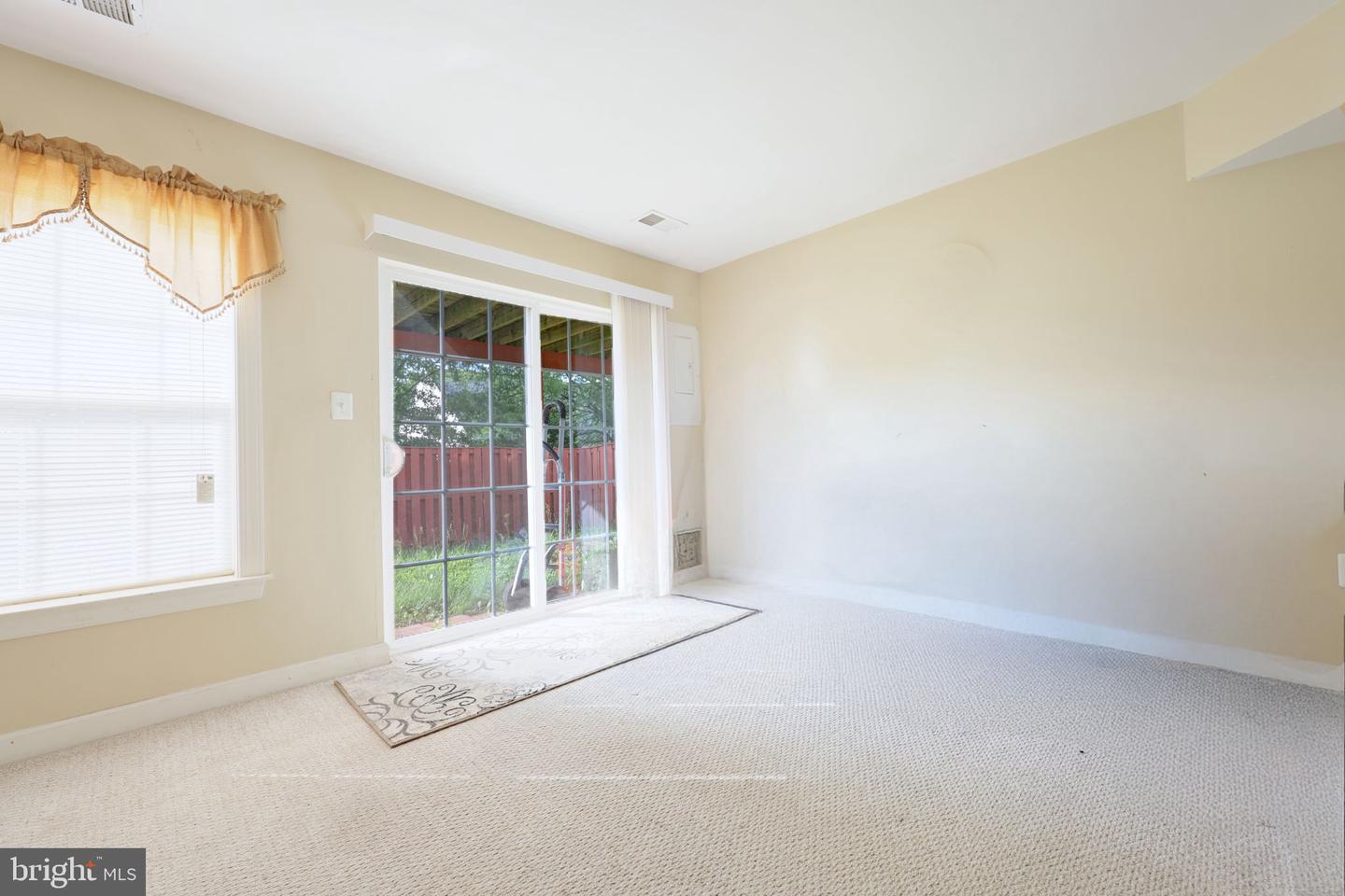 8182 COBBLE POND WAY, MANASSAS, Virginia 20111, 4 Bedrooms Bedrooms, ,3 BathroomsBathrooms,Residential,For sale,8182 COBBLE POND WAY,VAPW2096622 MLS # VAPW2096622