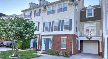 8182 COBBLE POND WAY, MANASSAS, Virginia 20111, 4 Bedrooms Bedrooms, ,3 BathroomsBathrooms,Residential,For sale,8182 COBBLE POND WAY,VAPW2096622 MLS # VAPW2096622