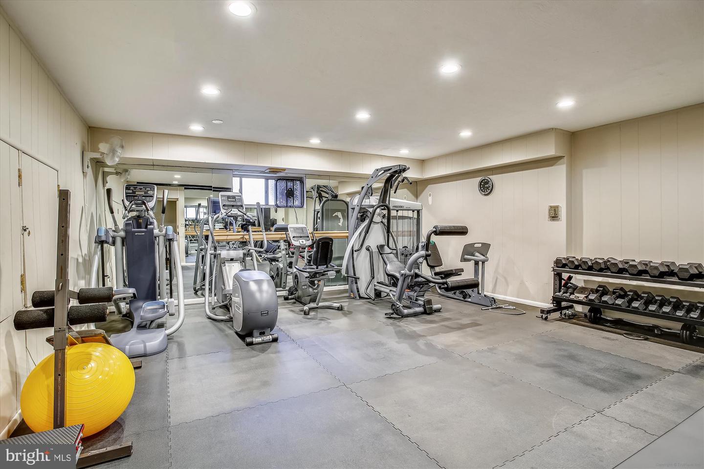 3900 TUNLAW RD NW #118, WASHINGTON, District Of Columbia 20007, 1 Bedroom Bedrooms, ,1 BathroomBathrooms,Residential,For sale,3900 TUNLAW RD NW #118,DCDC2204806 MLS # DCDC2204806