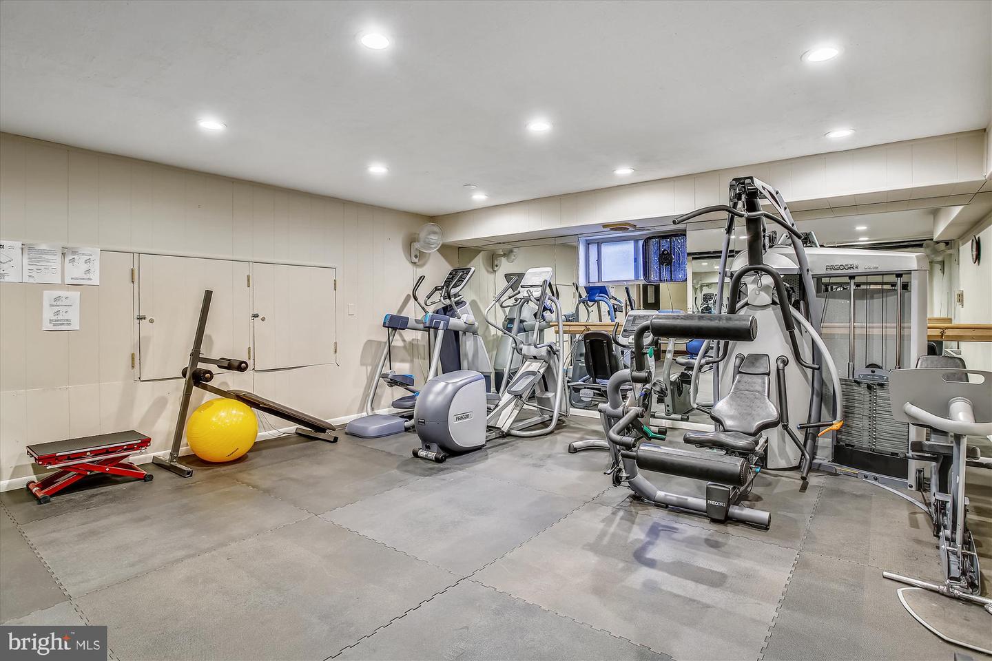3900 TUNLAW RD NW #118, WASHINGTON, District Of Columbia 20007, 1 Bedroom Bedrooms, ,1 BathroomBathrooms,Residential,For sale,3900 TUNLAW RD NW #118,DCDC2204806 MLS # DCDC2204806