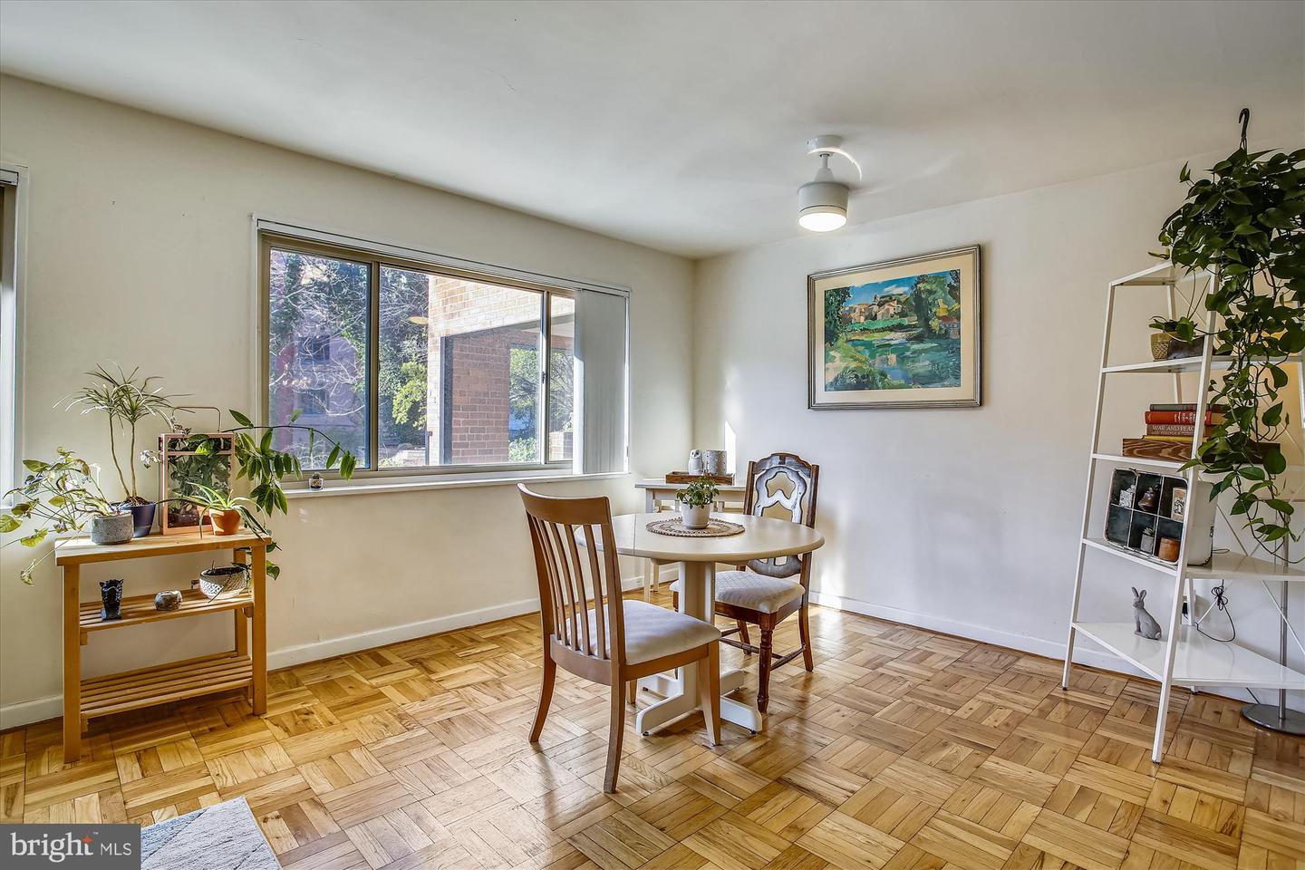 3900 TUNLAW RD NW #118, WASHINGTON, District Of Columbia 20007, 1 Bedroom Bedrooms, ,1 BathroomBathrooms,Residential,For sale,3900 TUNLAW RD NW #118,DCDC2204806 MLS # DCDC2204806