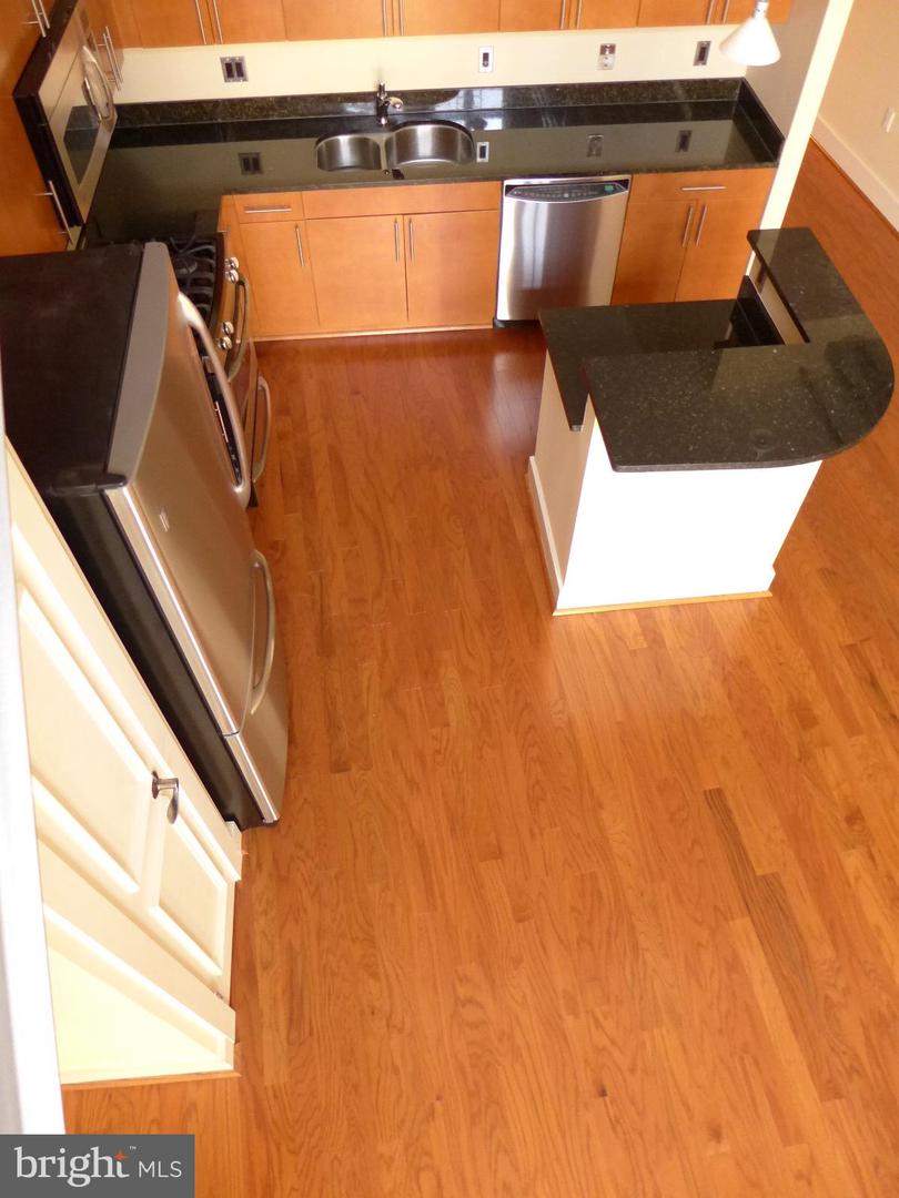 1390 KENYON ST NW #327, WASHINGTON, District Of Columbia 20010, 2 Bedrooms Bedrooms, ,2 BathroomsBathrooms,Residential,For sale,1390 KENYON ST NW #327,DCDC2204826 MLS # DCDC2204826