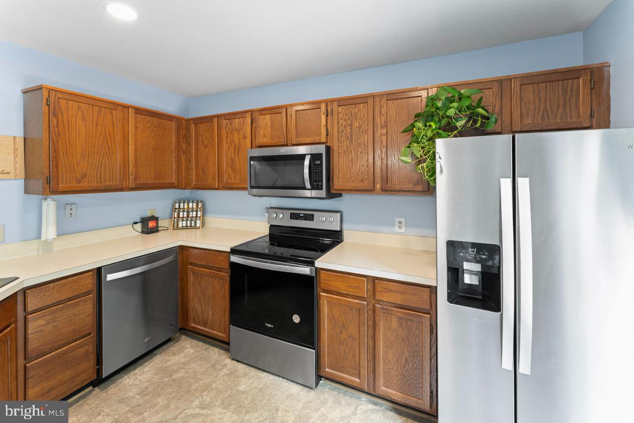 304 RUGBY RD, FREDERICKSBURG, Virginia 22406, 3 Bedrooms Bedrooms, ,3 BathroomsBathrooms,Residential,For sale,304 RUGBY RD,VAST2039658 MLS # VAST2039658