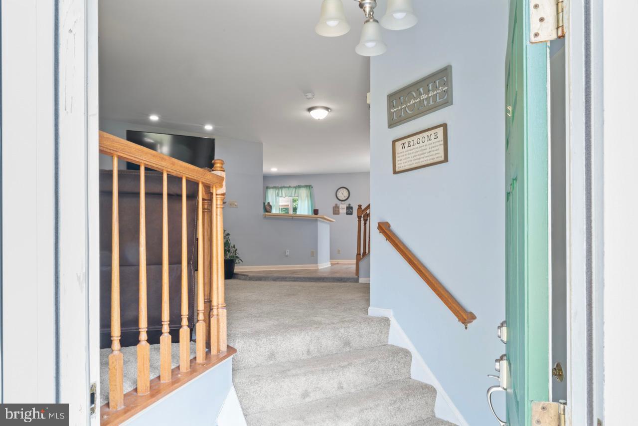 304 RUGBY RD, FREDERICKSBURG, Virginia 22406, 3 Bedrooms Bedrooms, ,3 BathroomsBathrooms,Residential,For sale,304 RUGBY RD,VAST2039658 MLS # VAST2039658