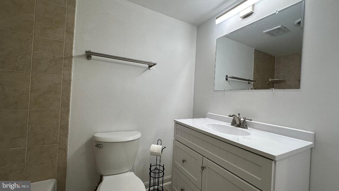 12703 LOTTE DR #102, WOODBRIDGE, Virginia 22192, 1 Bedroom Bedrooms, ,1 BathroomBathrooms,Residential,For sale,12703 LOTTE DR #102,VAPW2096670 MLS # VAPW2096670