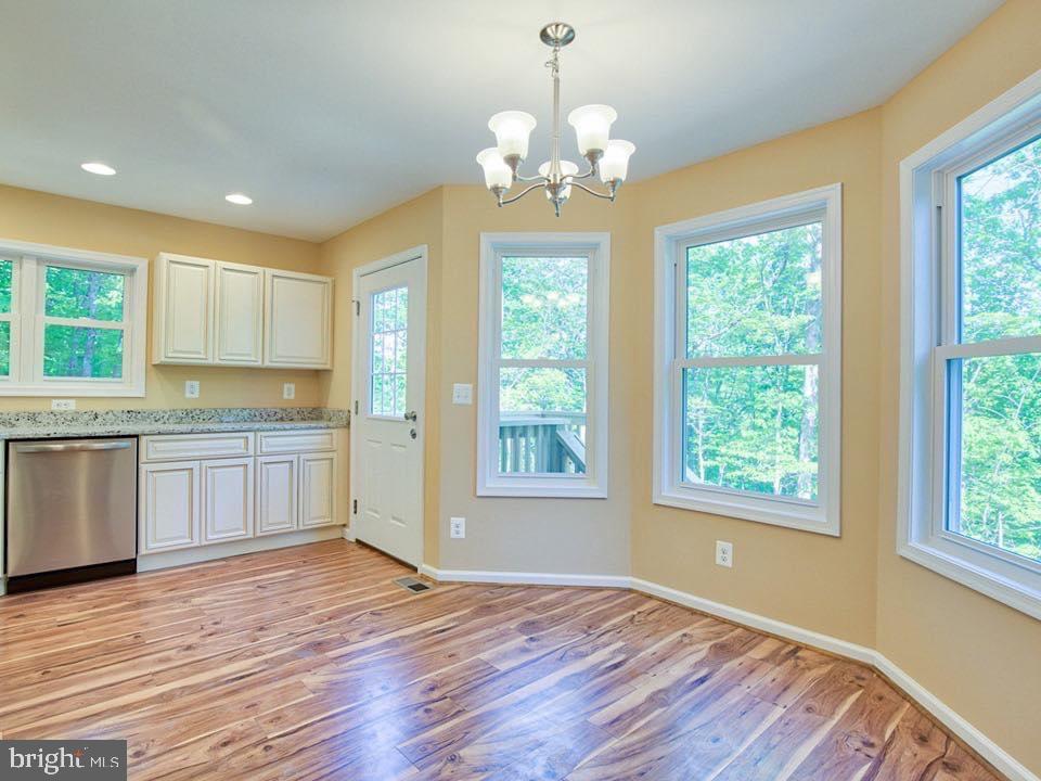 118 PIPPIN CT, LINDEN, Virginia 22642, 4 Bedrooms Bedrooms, ,3 BathroomsBathrooms,Residential,For sale,118 PIPPIN CT,VAWR2011406 MLS # VAWR2011406