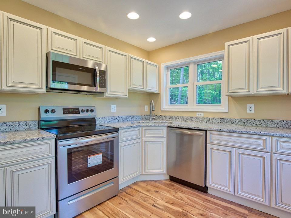118 PIPPIN CT, LINDEN, Virginia 22642, 4 Bedrooms Bedrooms, ,3 BathroomsBathrooms,Residential,For sale,118 PIPPIN CT,VAWR2011406 MLS # VAWR2011406