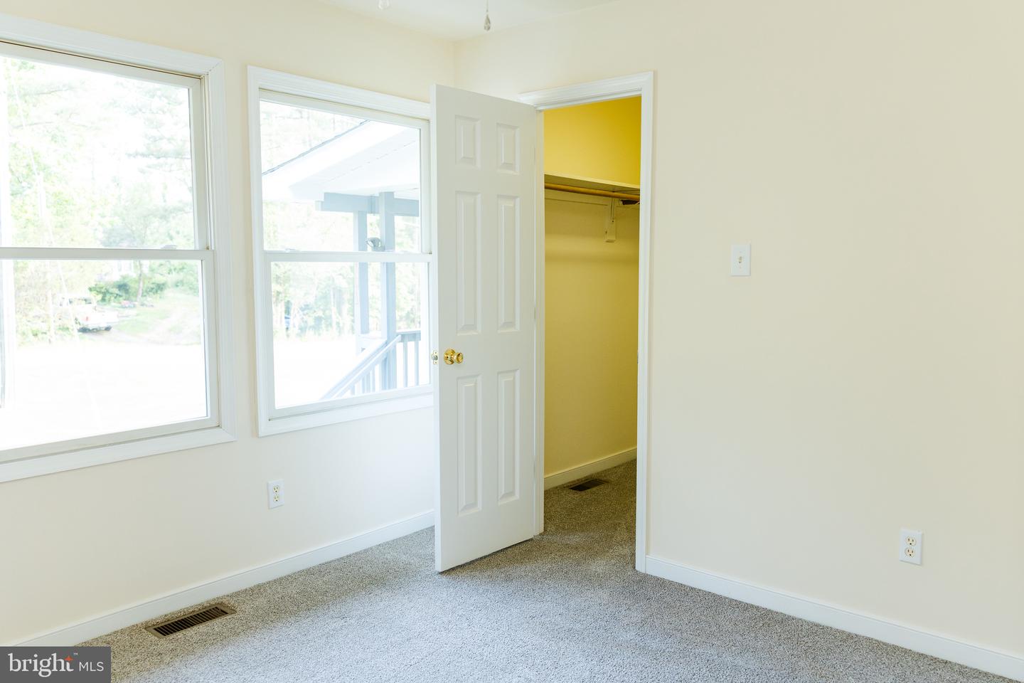 238 ADMIRAL DR, RUTHER GLEN, Virginia 22546, 2 Bedrooms Bedrooms, ,1 BathroomBathrooms,Residential,For sale,238 ADMIRAL DR,VACV2008286 MLS # VACV2008286