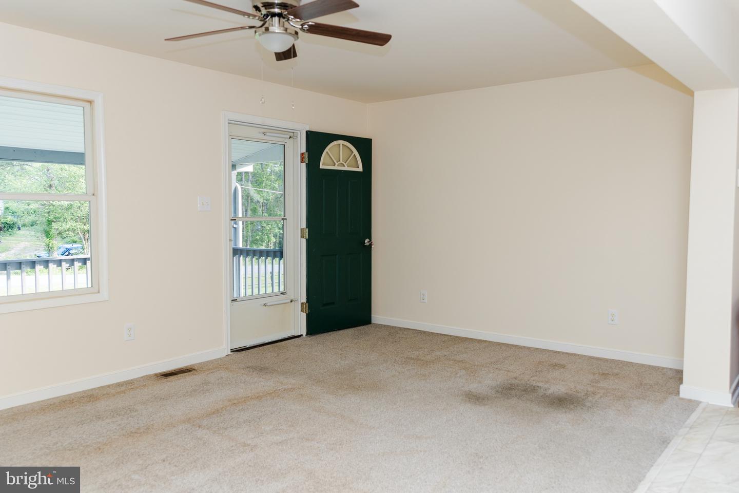 238 ADMIRAL DR, RUTHER GLEN, Virginia 22546, 2 Bedrooms Bedrooms, ,1 BathroomBathrooms,Residential,For sale,238 ADMIRAL DR,VACV2008286 MLS # VACV2008286