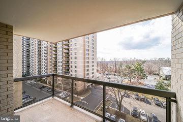 205 YOAKUM PKWY #810, ALEXANDRIA, Virginia 22304, 2 Bedrooms Bedrooms, ,1 BathroomBathrooms,Residential,For sale,205 YOAKUM PKWY #810,VAAX2046332 MLS # VAAX2046332