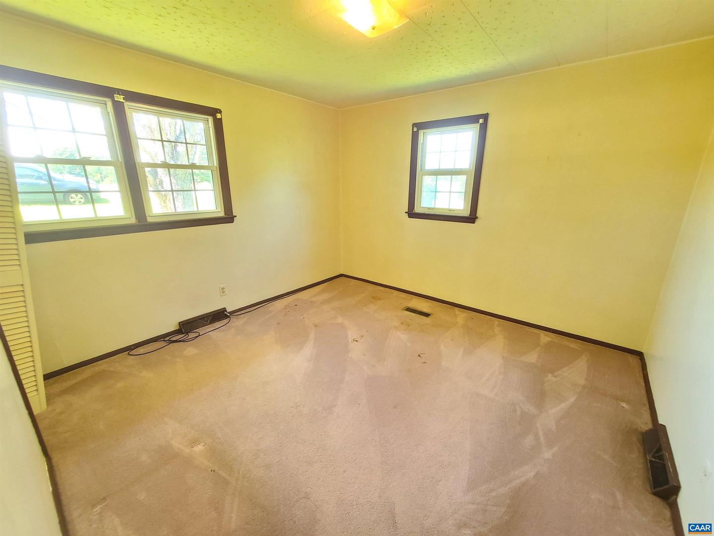 10307 SPOTSWOOD TRL, STANARDSVILLE, Virginia 22973, 3 Bedrooms Bedrooms, ,2 BathroomsBathrooms,Residential,For sale,10307 SPOTSWOOD TRL,665565 MLS # 665565