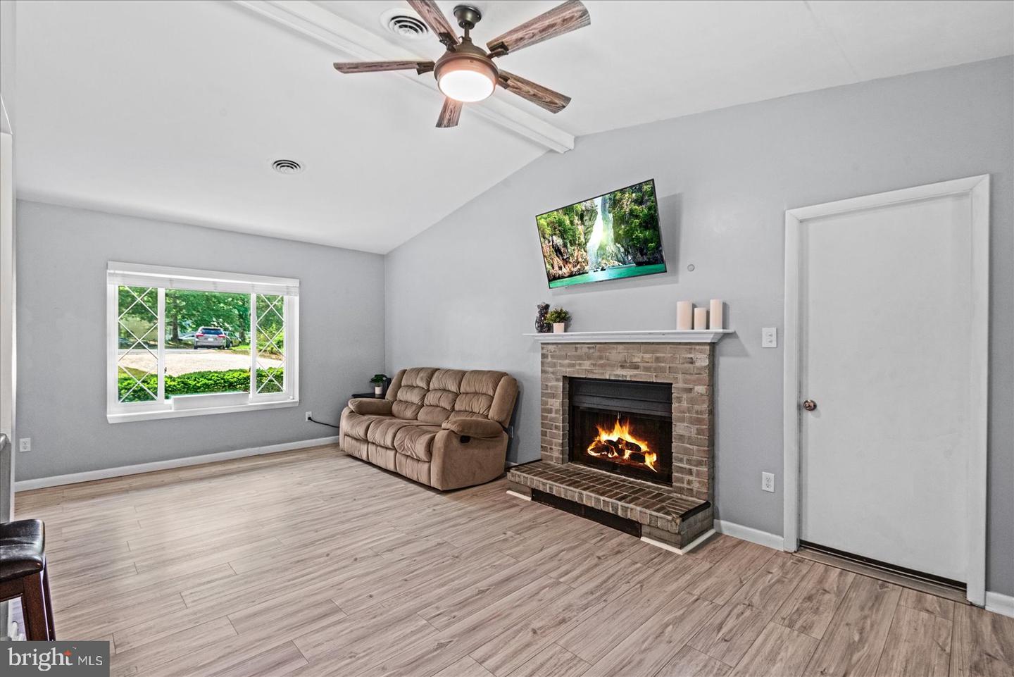 7300 SUMMERTREE DR, NORTH CHESTERFIELD, Virginia 23224, 3 Bedrooms Bedrooms, ,2 BathroomsBathrooms,Residential,For sale,7300 SUMMERTREE DR,VACF2001180 MLS # VACF2001180