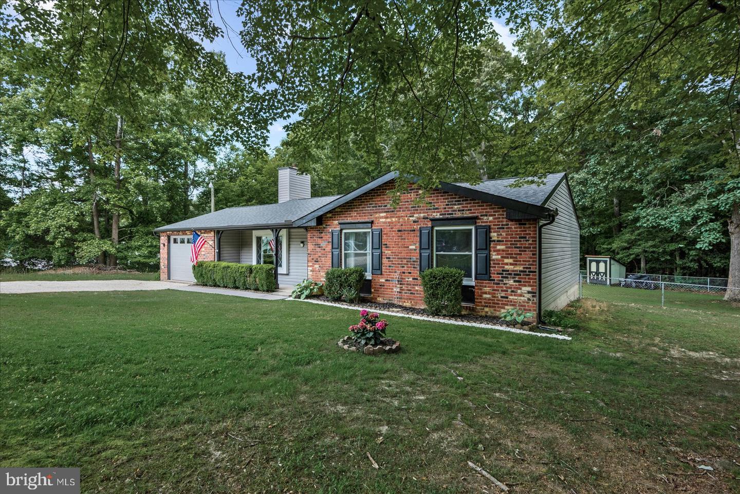 7300 SUMMERTREE DR, NORTH CHESTERFIELD, Virginia 23224, 3 Bedrooms Bedrooms, ,2 BathroomsBathrooms,Residential,For sale,7300 SUMMERTREE DR,VACF2001180 MLS # VACF2001180