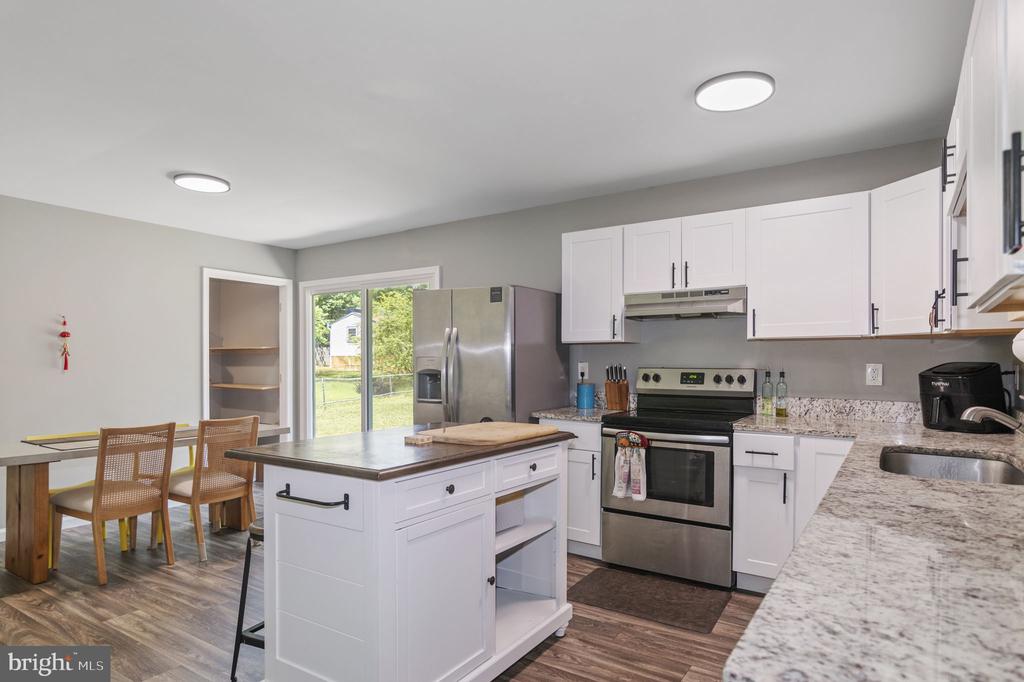 11007 MEADOWLARK LN, SPOTSYLVANIA, Virginia 22553, 3 Bedrooms Bedrooms, ,2 BathroomsBathrooms,Residential,11007 MEADOWLARK LN,VASP2030628 MLS # VASP2030628