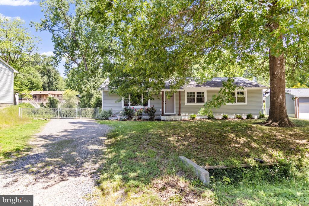 11007 MEADOWLARK LN, SPOTSYLVANIA, Virginia 22553, 3 Bedrooms Bedrooms, ,2 BathroomsBathrooms,Residential,11007 MEADOWLARK LN,VASP2030628 MLS # VASP2030628