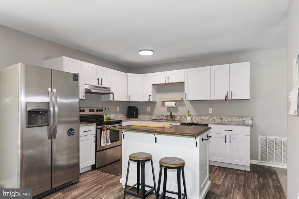 11007 MEADOWLARK LN, SPOTSYLVANIA, Virginia 22553, 3 Bedrooms Bedrooms, ,2 BathroomsBathrooms,Residential,11007 MEADOWLARK LN,VASP2030628 MLS # VASP2030628