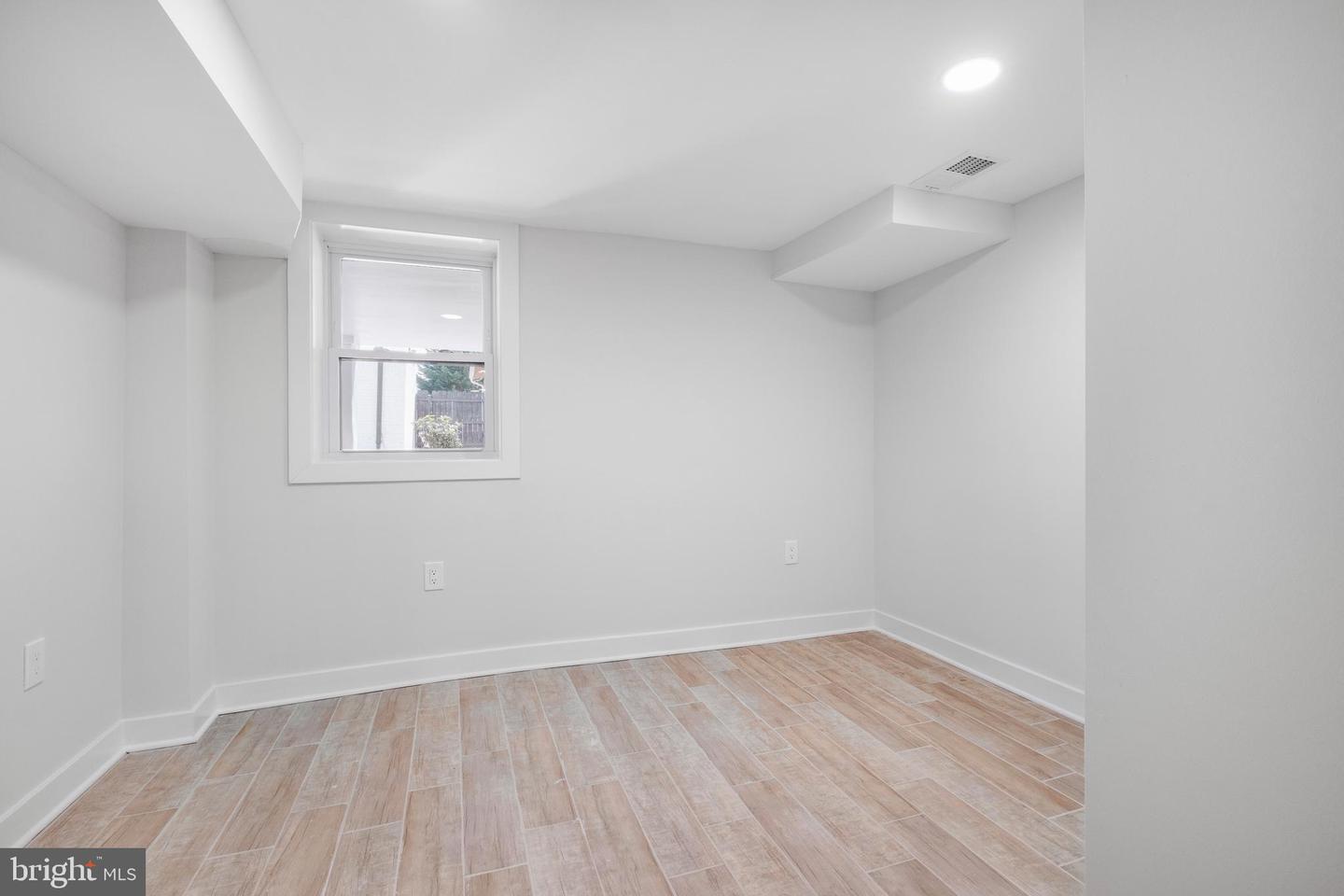 1358 MADISON ST NW, WASHINGTON, District Of Columbia 20011, 6 Bedrooms Bedrooms, ,3 BathroomsBathrooms,Residential,For sale,1358 MADISON ST NW,DCDC2191586 MLS # DCDC2191586