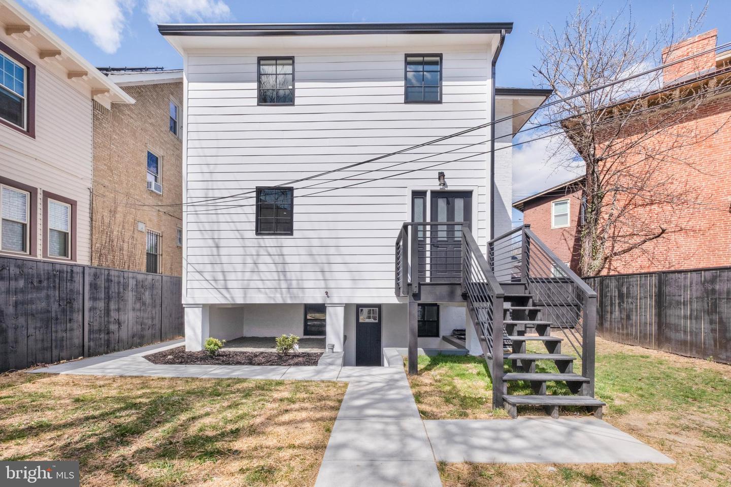 1358 MADISON ST NW, WASHINGTON, District Of Columbia 20011, 6 Bedrooms Bedrooms, ,3 BathroomsBathrooms,Residential,For sale,1358 MADISON ST NW,DCDC2191586 MLS # DCDC2191586