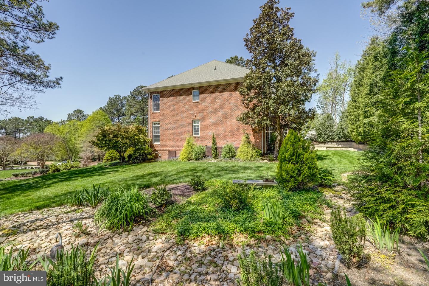 2600 MULBERRY ROW RD, MIDLOTHIAN, Virginia 23113, 5 Bedrooms Bedrooms, 10 Rooms Rooms,4 BathroomsBathrooms,Residential,For sale,2600 MULBERRY ROW RD,VACF2001102 MLS # VACF2001102