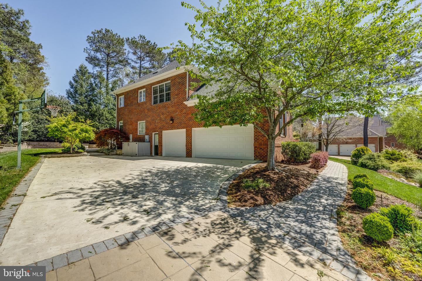 2600 MULBERRY ROW RD, MIDLOTHIAN, Virginia 23113, 5 Bedrooms Bedrooms, 10 Rooms Rooms,4 BathroomsBathrooms,Residential,For sale,2600 MULBERRY ROW RD,VACF2001102 MLS # VACF2001102