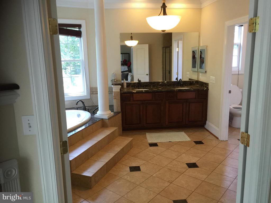 4113 WOODLAND RD, ANNANDALE, Virginia 22003, 6 Bedrooms Bedrooms, ,6 BathroomsBathrooms,Residential,For sale,4113 WOODLAND RD,VAFX2241884 MLS # VAFX2241884