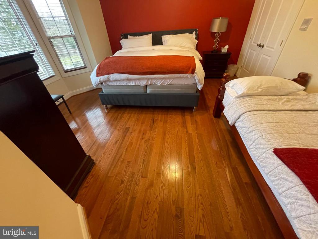 4113 WOODLAND RD, ANNANDALE, Virginia 22003, 6 Bedrooms Bedrooms, ,6 BathroomsBathrooms,Residential,For sale,4113 WOODLAND RD,VAFX2241884 MLS # VAFX2241884