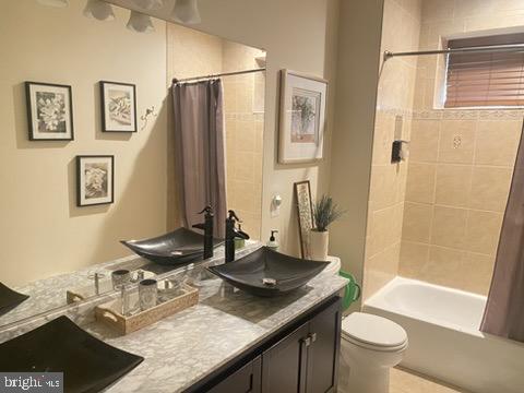 4113 WOODLAND RD, ANNANDALE, Virginia 22003, 6 Bedrooms Bedrooms, ,6 BathroomsBathrooms,Residential,For sale,4113 WOODLAND RD,VAFX2241884 MLS # VAFX2241884