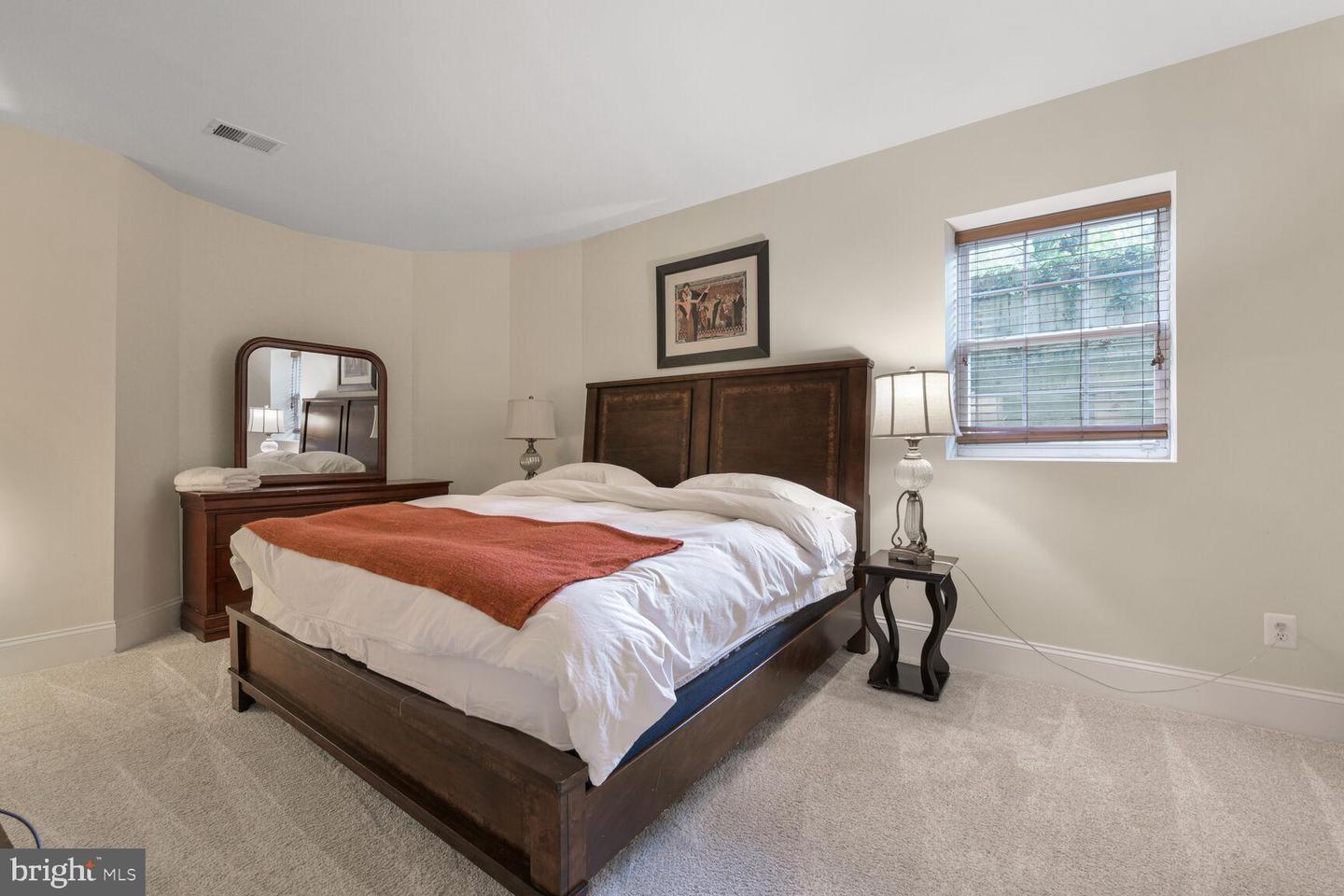 4113 WOODLAND RD, ANNANDALE, Virginia 22003, 6 Bedrooms Bedrooms, ,5 BathroomsBathrooms,Residential,For sale,4113 WOODLAND RD,VAFX2241884 MLS # VAFX2241884