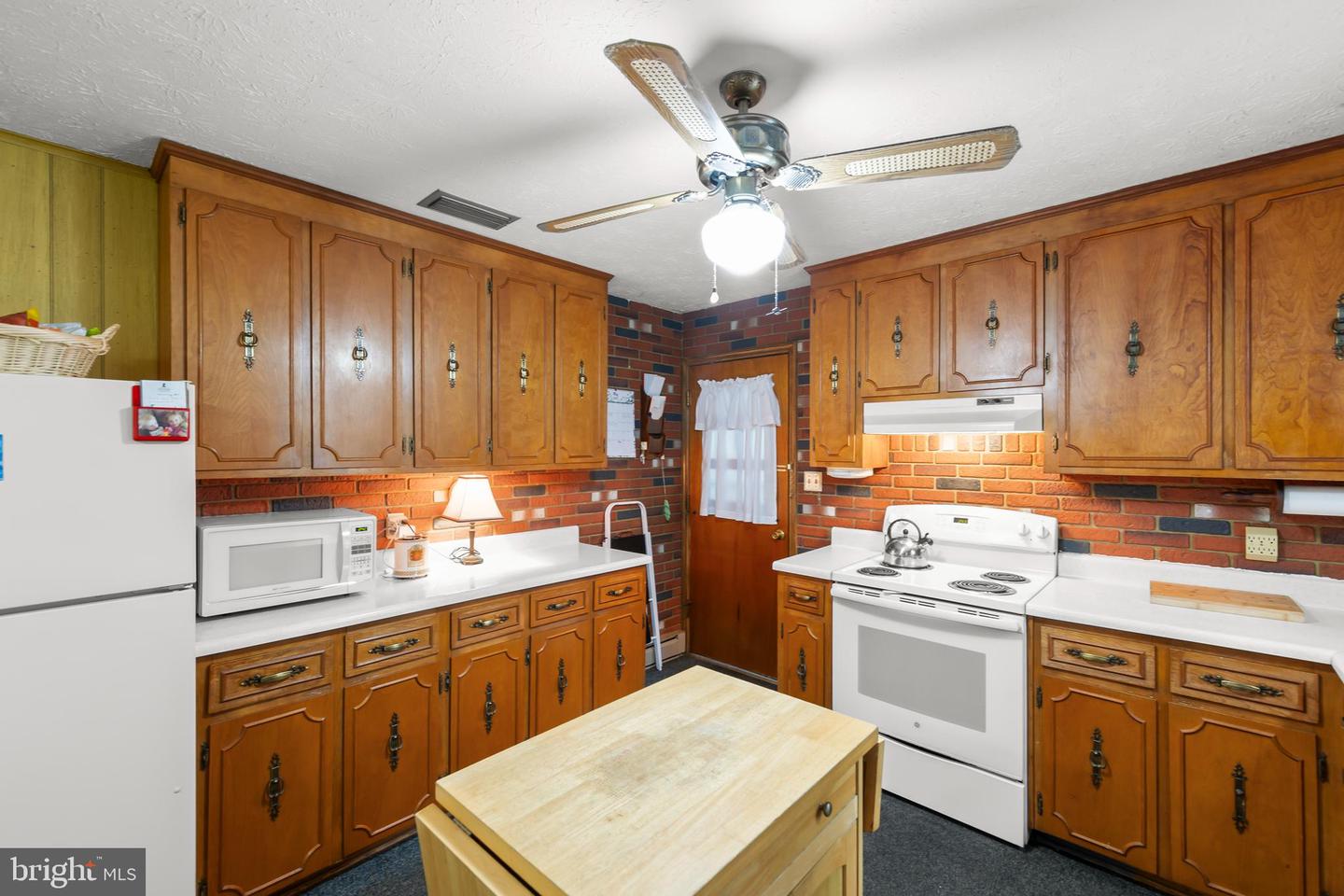 113 MIMOSA DR, STEPHENS CITY, Virginia 22655, 3 Bedrooms Bedrooms, ,2 BathroomsBathrooms,Residential,For sale,113 MIMOSA DR,VAFV2034356 MLS # VAFV2034356