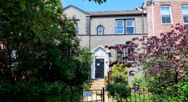719 12TH ST SE #3, WASHINGTON, District Of Columbia 20003, 2 Bedrooms Bedrooms, ,3 BathroomsBathrooms,Residential,For sale,719 12TH ST SE #3,DCDC2204048 MLS # DCDC2204048