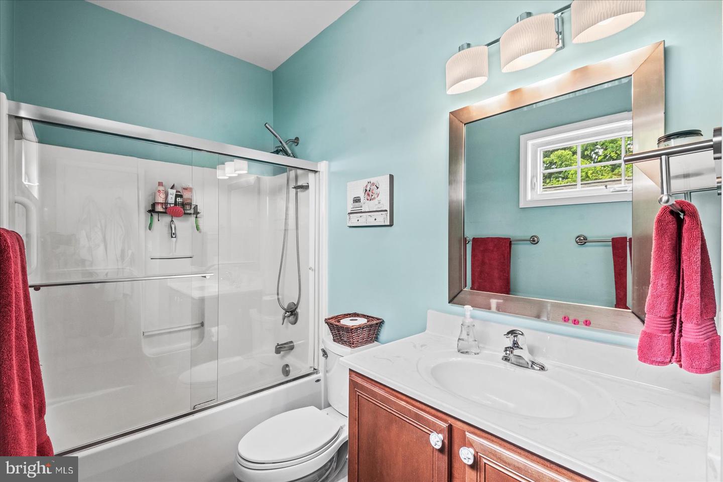24 BANCROFT AVE., COLONIAL BEACH, Virginia 22443, 3 Bedrooms Bedrooms, ,2 BathroomsBathrooms,Residential,For sale,24 BANCROFT AVE.,VAWE2009046 MLS # VAWE2009046