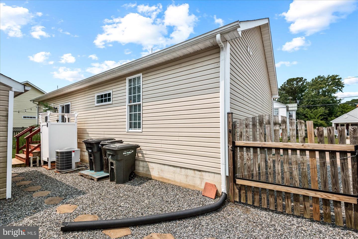 24 BANCROFT AVE., COLONIAL BEACH, Virginia 22443, 3 Bedrooms Bedrooms, ,2 BathroomsBathrooms,Residential,For sale,24 BANCROFT AVE.,VAWE2009046 MLS # VAWE2009046