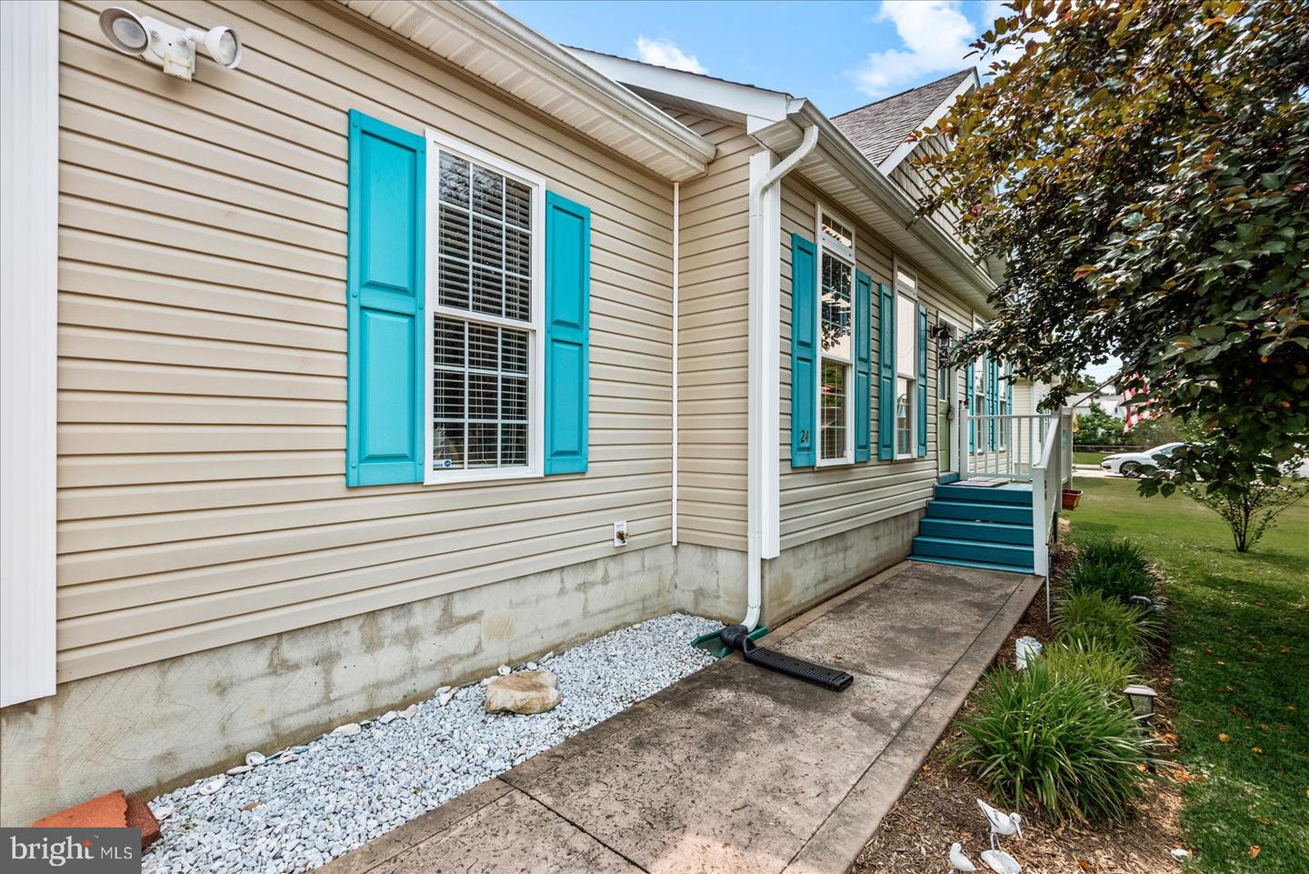 24 BANCROFT AVE., COLONIAL BEACH, Virginia 22443, 3 Bedrooms Bedrooms, ,2 BathroomsBathrooms,Residential,For sale,24 BANCROFT AVE.,VAWE2009046 MLS # VAWE2009046
