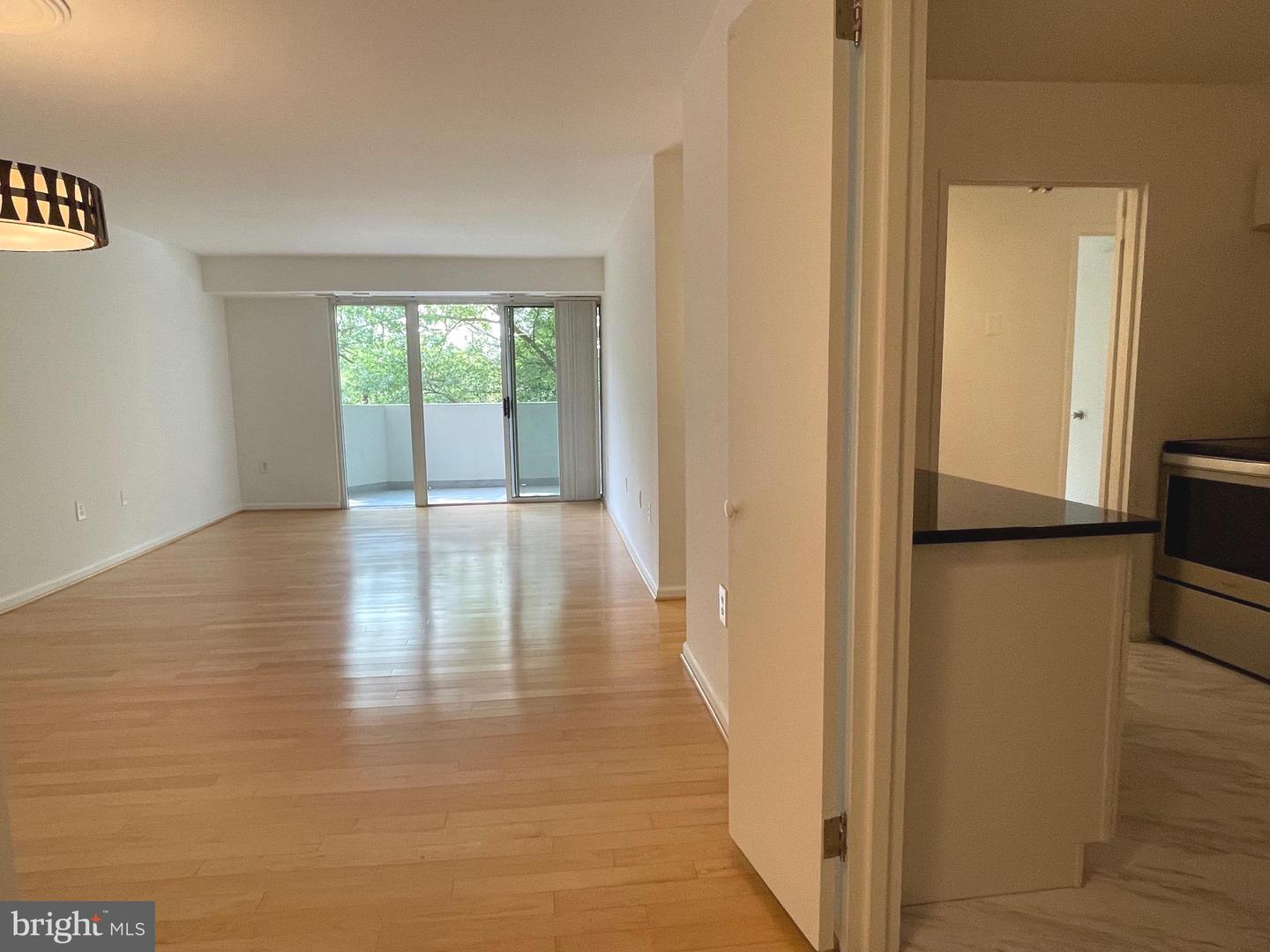 700 7TH ST SW #403, WASHINGTON, District Of Columbia 20024, 2 Bedrooms Bedrooms, ,1 BathroomBathrooms,Residential,For sale,700 7TH ST SW #403,DCDC2204442 MLS # DCDC2204442