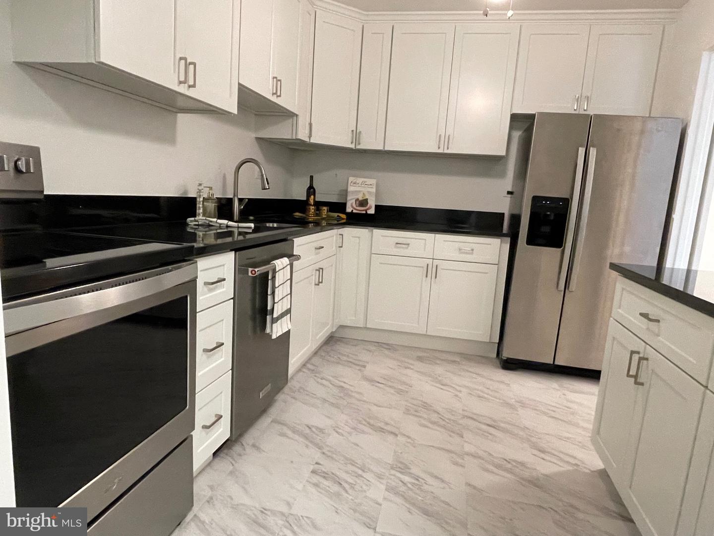 700 7TH ST SW #403, WASHINGTON, District Of Columbia 20024, 2 Bedrooms Bedrooms, ,1 BathroomBathrooms,Residential,For sale,700 7TH ST SW #403,DCDC2204442 MLS # DCDC2204442