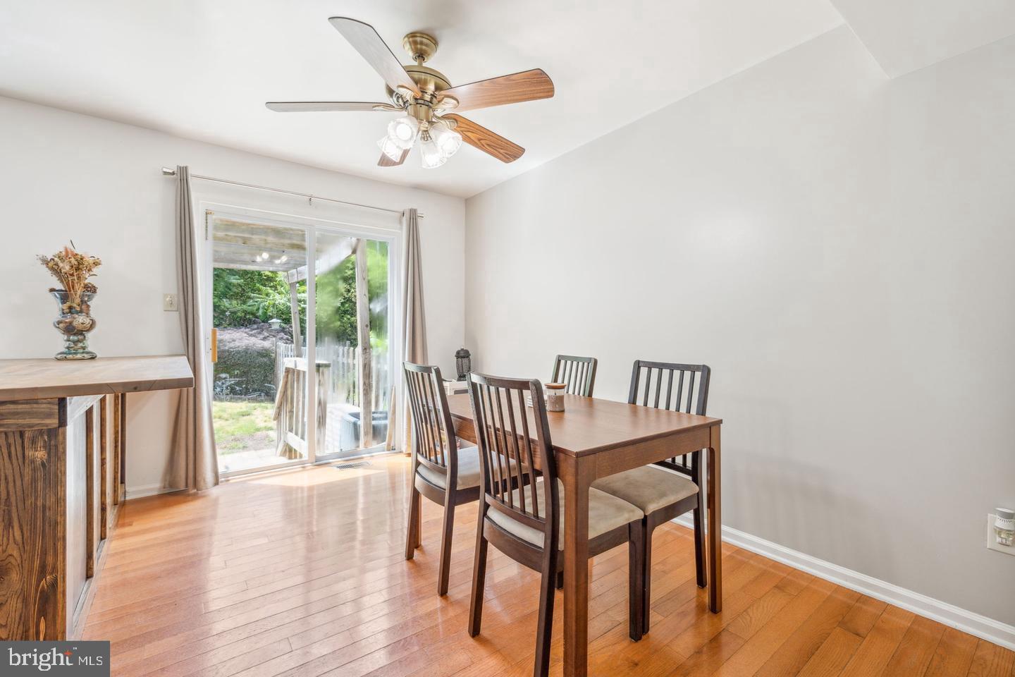 104 ROLLING HILL CT, STAFFORD, Virginia 22554, 3 Bedrooms Bedrooms, ,2 BathroomsBathrooms,Residential,For sale,104 ROLLING HILL CT,VAST2039606 MLS # VAST2039606
