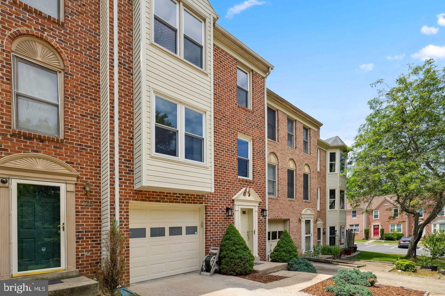 104 ROLLING HILL CT, STAFFORD, Virginia 22554, 3 Bedrooms Bedrooms, ,2 BathroomsBathrooms,Residential,For sale,104 ROLLING HILL CT,VAST2039606 MLS # VAST2039606