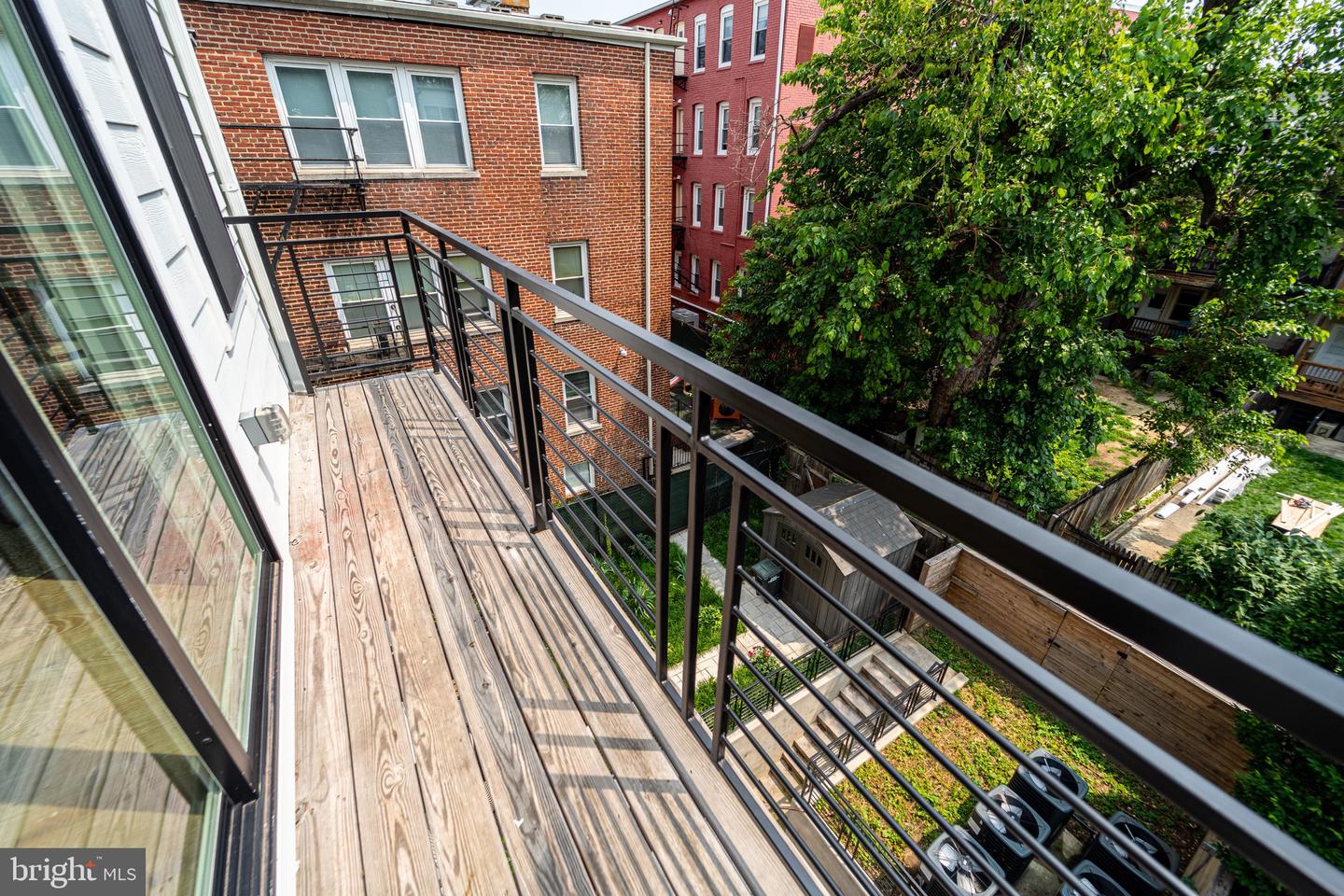 2517 ONTARIO RD NW #PH8, WASHINGTON, District Of Columbia 20009, 2 Bedrooms Bedrooms, ,2 BathroomsBathrooms,Residential,For sale,2517 ONTARIO RD NW #PH8,DCDC2204896 MLS # DCDC2204896