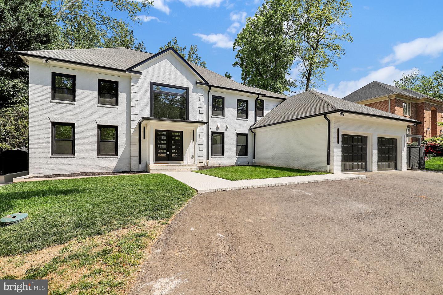 7332 OLD DOMINION DR, MCLEAN, Virginia 22101, 5 Bedrooms Bedrooms, ,6 BathroomsBathrooms,Residential,For sale,7332 OLD DOMINION DR,VAFX2246524 MLS # VAFX2246524