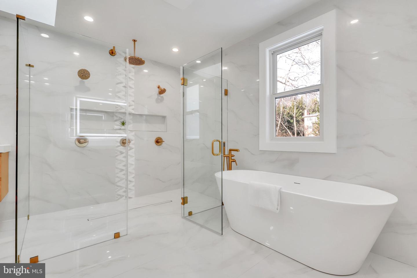 7332 OLD DOMINION DR, MCLEAN, Virginia 22101, 5 Bedrooms Bedrooms, ,6 BathroomsBathrooms,Residential,For sale,7332 OLD DOMINION DR,VAFX2246524 MLS # VAFX2246524
