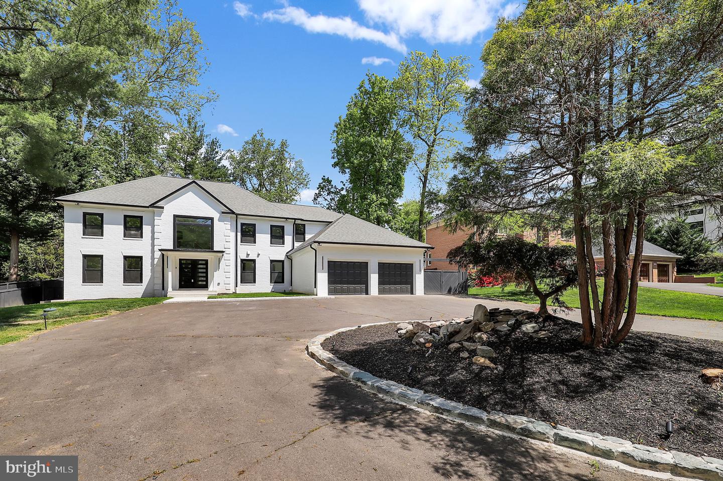 7332 OLD DOMINION DR, MCLEAN, Virginia 22101, 5 Bedrooms Bedrooms, ,6 BathroomsBathrooms,Residential,For sale,7332 OLD DOMINION DR,VAFX2246524 MLS # VAFX2246524